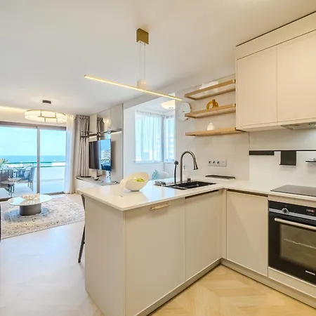Seashell Crown Luxury Apartman