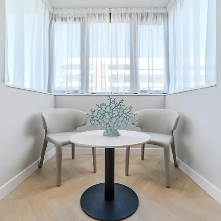 Seashell Crown Luxury Apartman *